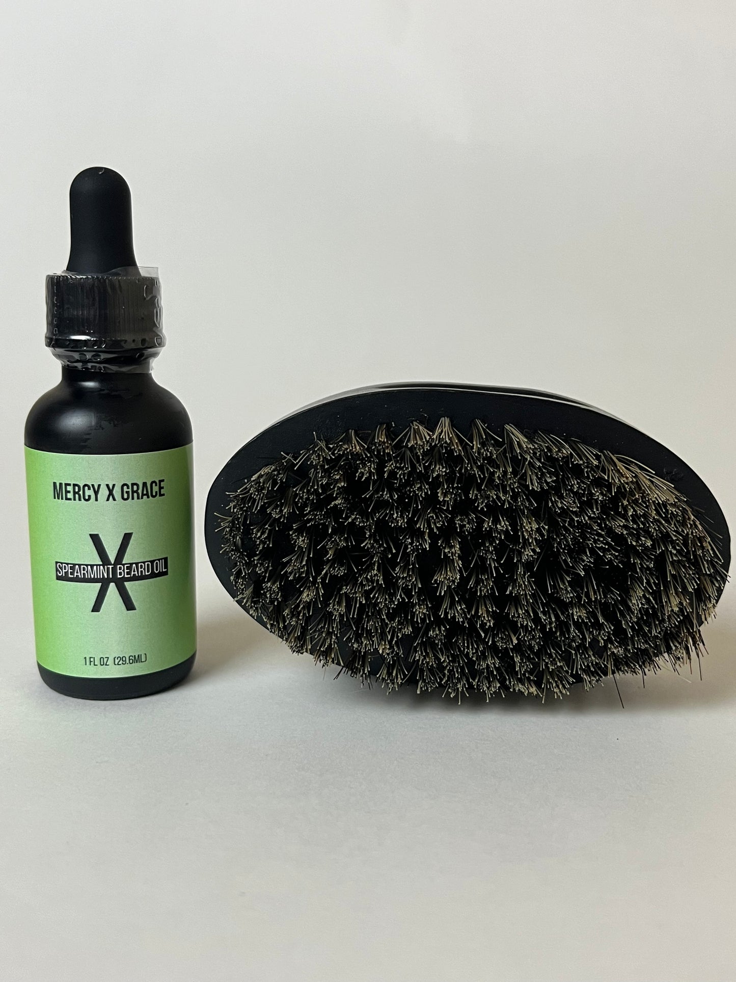 Beard & Hair oil + accessory